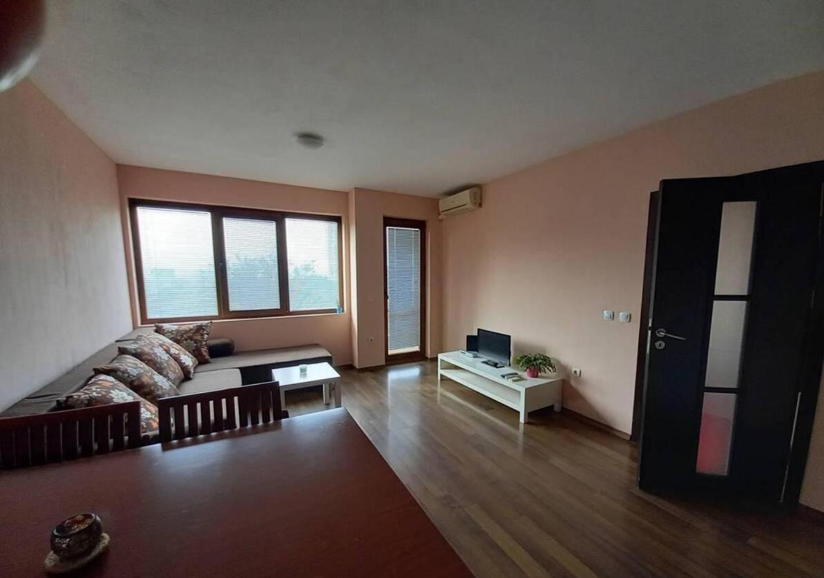 Апартамент Романтика Varna Extérieur photo